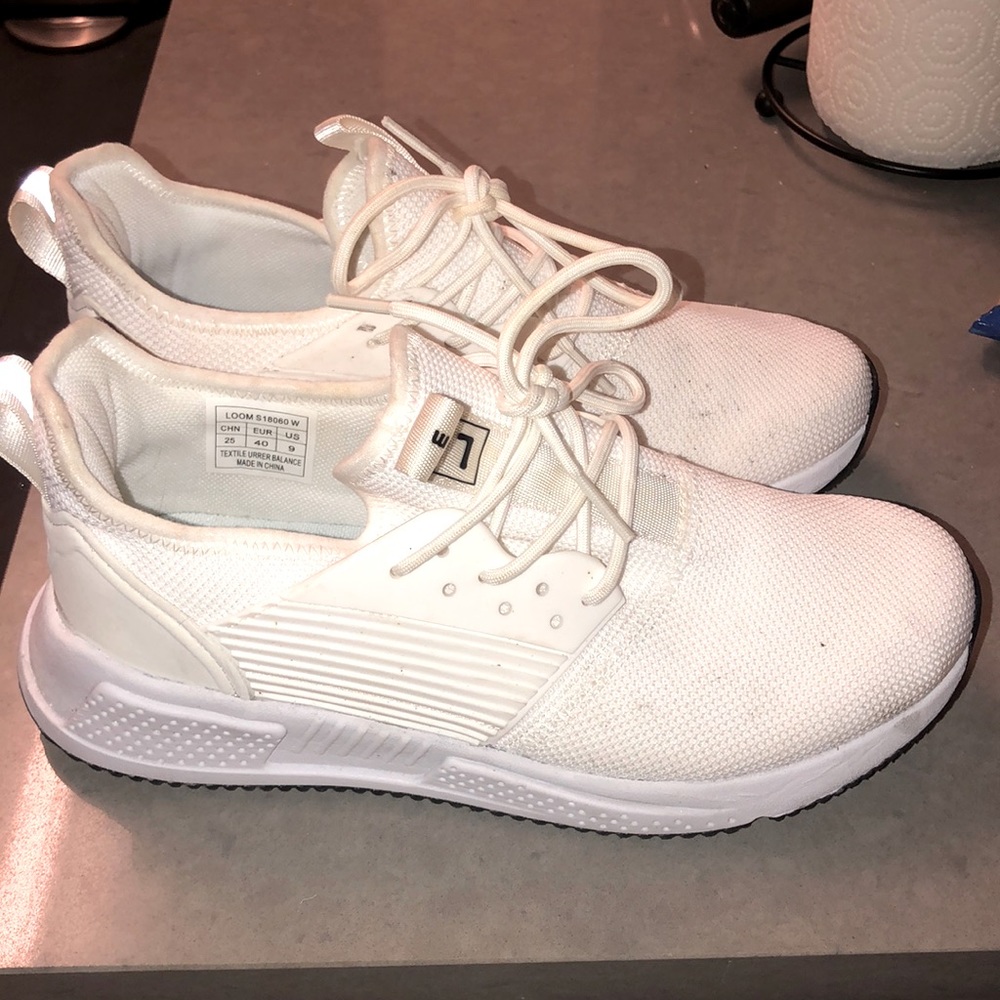 Waterproof sneakers
